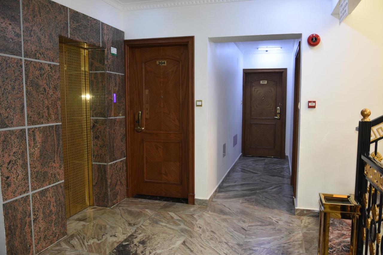 Royal Suite Hotel Apartments Al Huwayl Kültér fotó